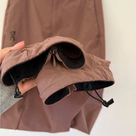 On Running Men's Active Pant | Size Medium - Picture 5 of 14